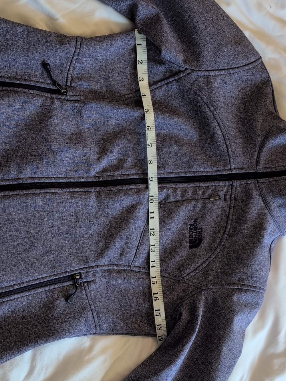 The North Face Women’s Soft-Shell Jacket - Picture 12 of 12